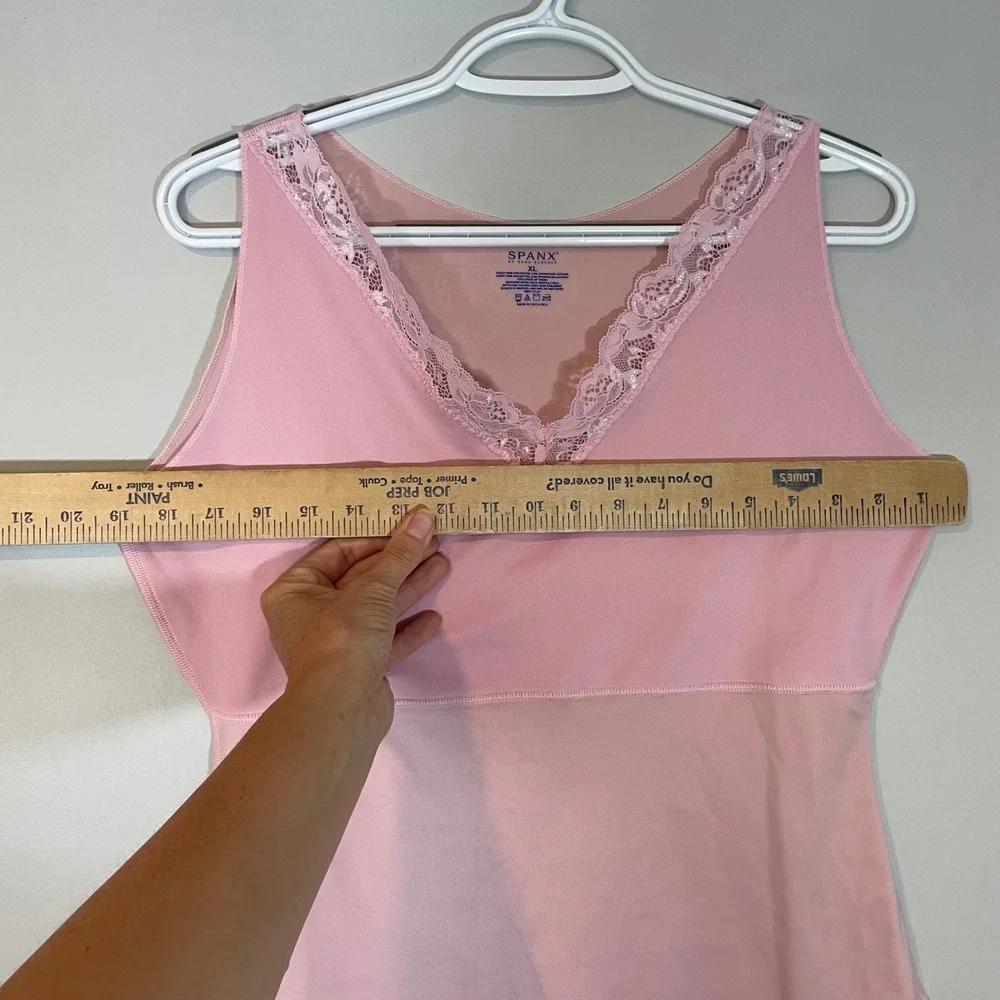 SPANX Hide and Seek Lace‎ V Neck Smoothing Camisole Pink XL Shape Wear Womens